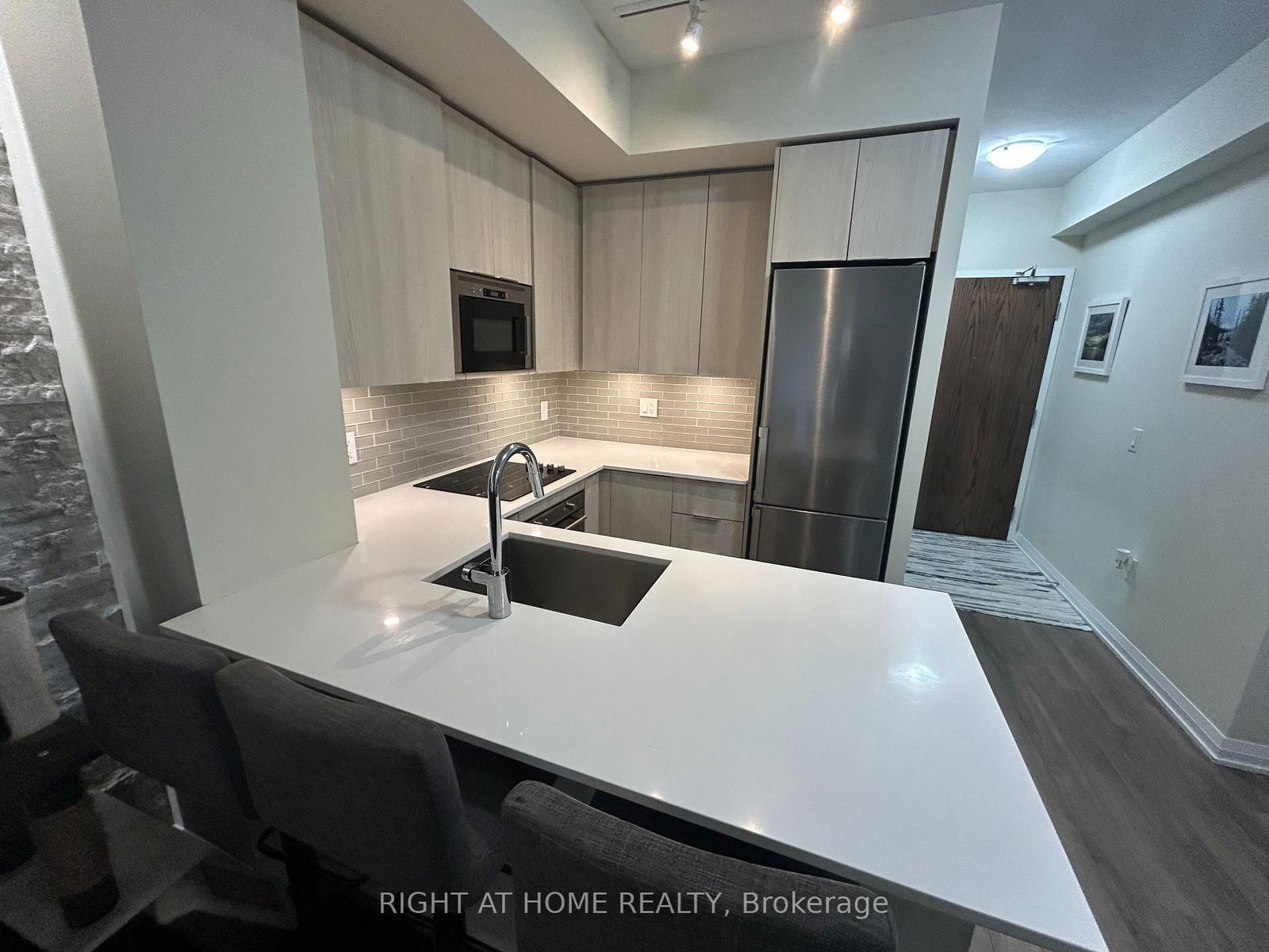 99 Eagle Rock Way, Unit 701 - Photo 8