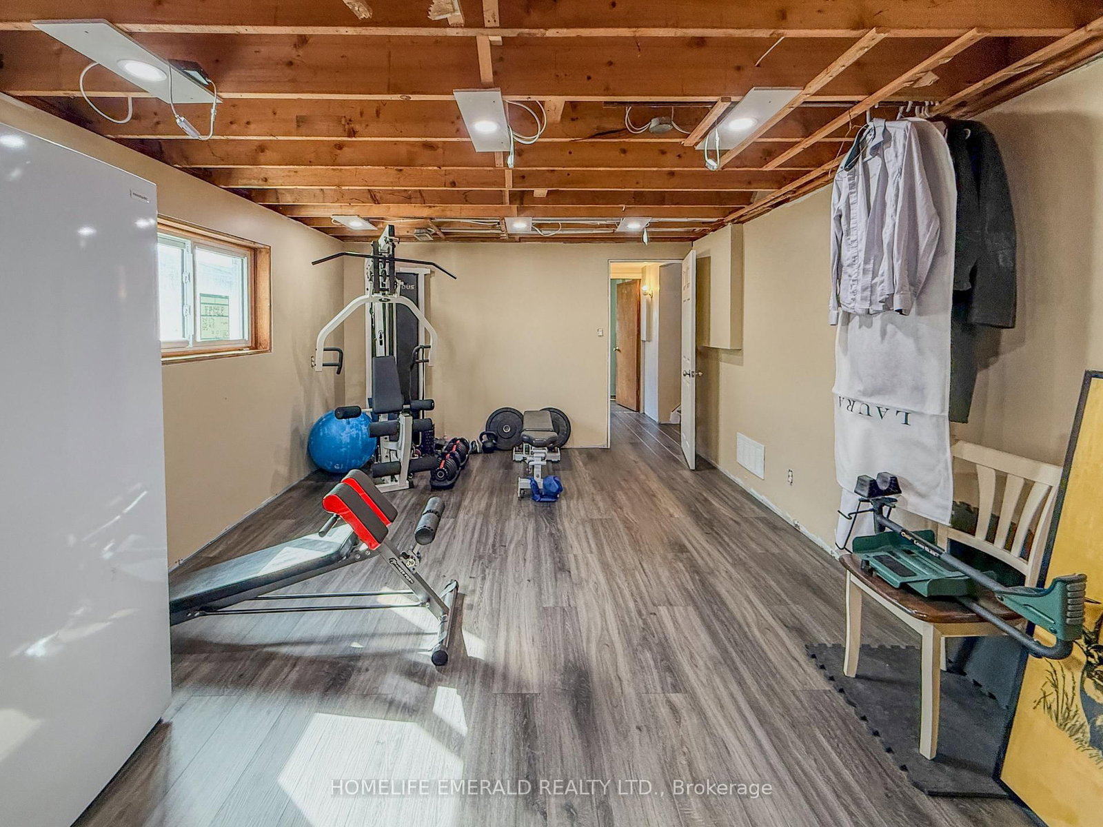 Detached House for sale at 74 VERNON Street, Essa, Ontario, L0M 1B0 - Angus - MLS: N12989110