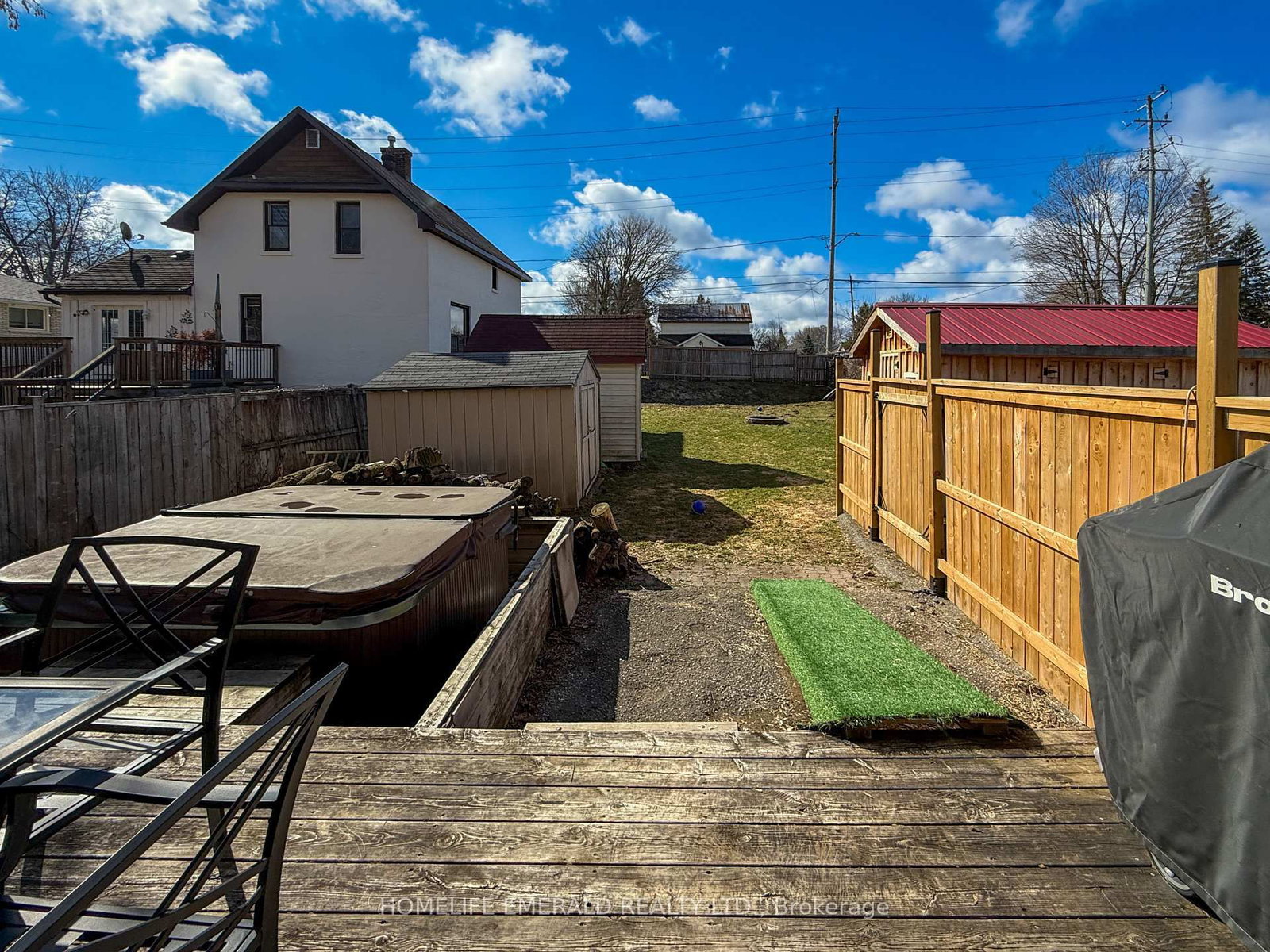 Detached House for sale at 74 VERNON Street, Essa, Ontario, L0M 1B0 - Angus - MLS: N12989110