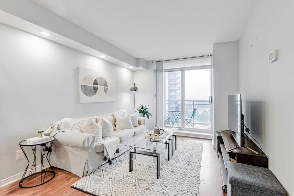 75 King William Crescent, Unit 908