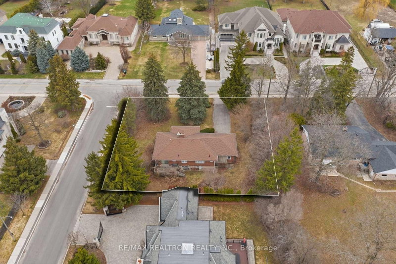 17 Denham Drive