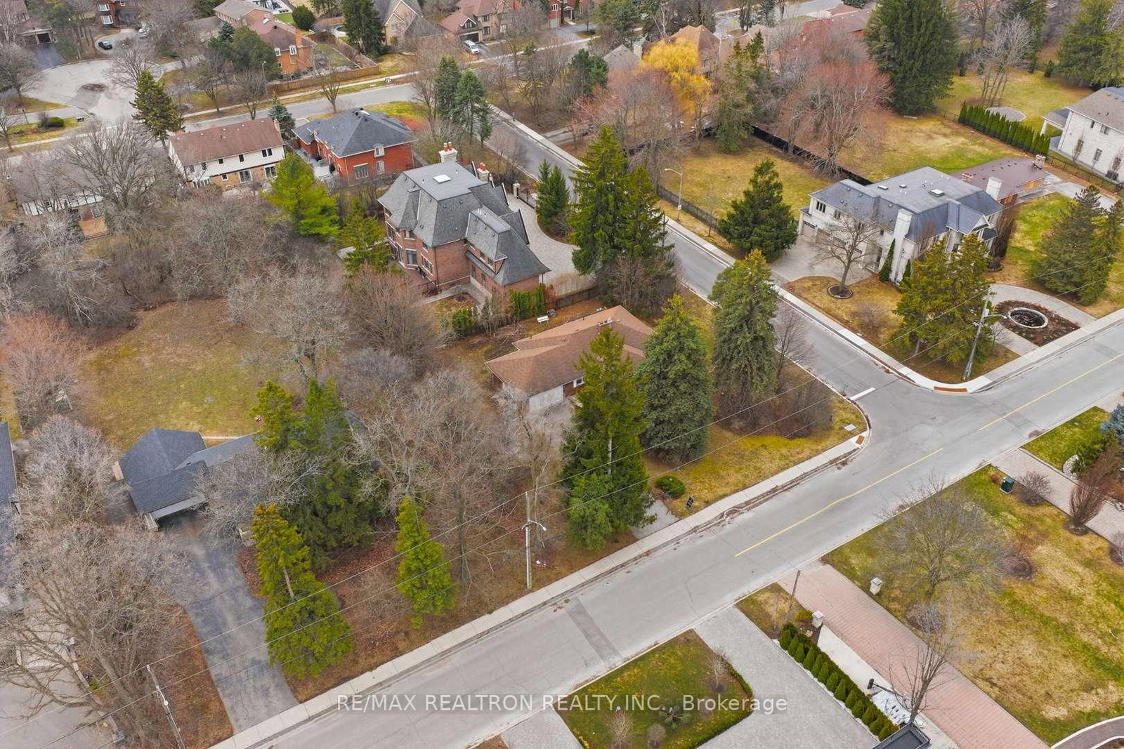 17 Denham Drive • Richmond Hill, ON photo 41