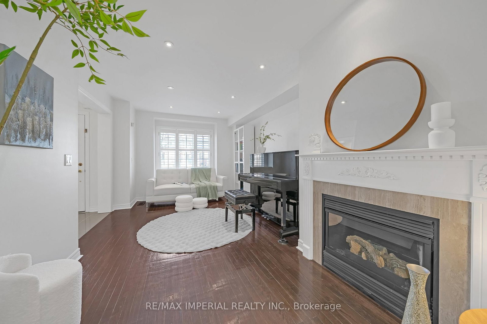 Townhouse for sale at 393 Bur Oak Avenue, Markham, Ontario, L6C 2T8 - Berczy - MLS: N12989420