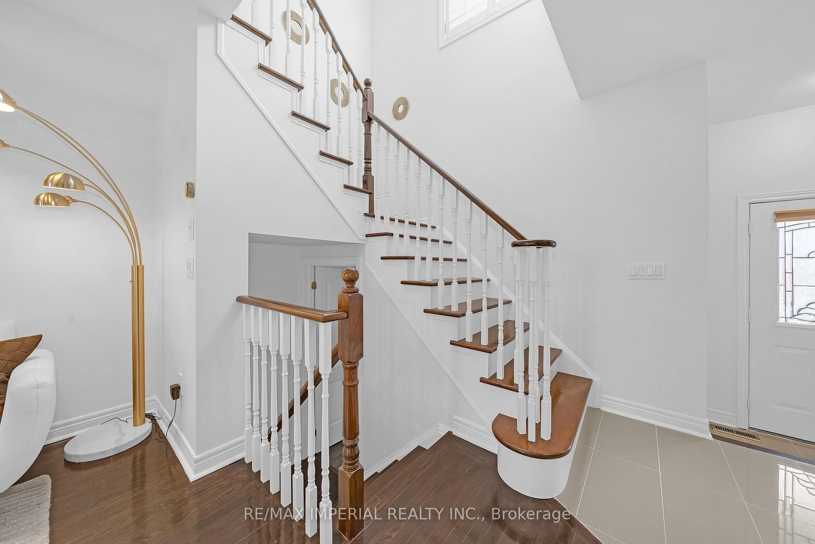 Townhouse for sale at 393 Bur Oak Avenue, Markham, Ontario, L6C 2T8 - Berczy - MLS: N12989420