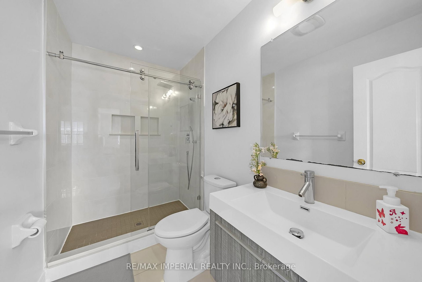 Townhouse for sale at 393 Bur Oak Avenue, Markham, Ontario, L6C 2T8 - Berczy - MLS: N12989420