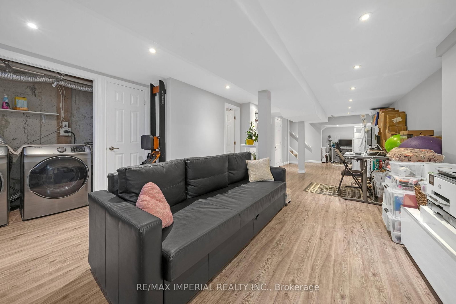 Townhouse for sale at 393 Bur Oak Avenue, Markham, Ontario, L6C 2T8 - Berczy - MLS: N12989420