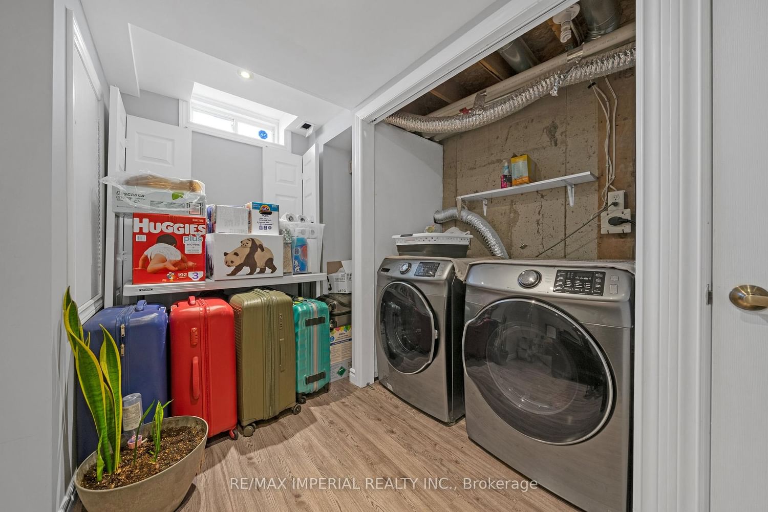 Townhouse for sale at 393 Bur Oak Avenue, Markham, Ontario, L6C 2T8 - Berczy - MLS: N12989420