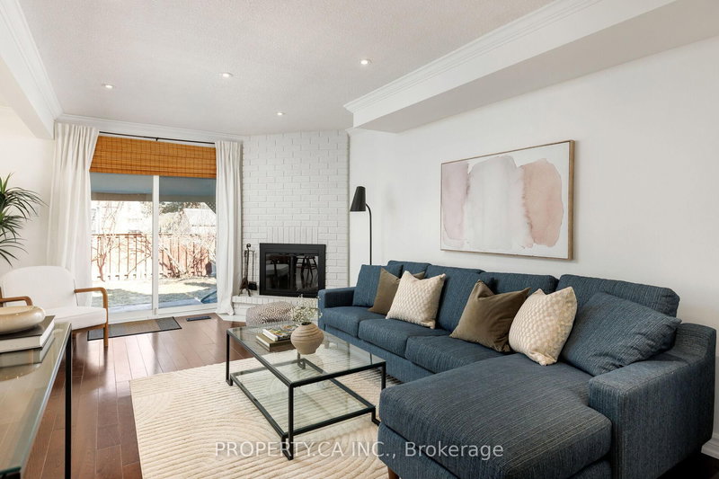 42 Cog Hill Dr, Vaughan, L4K 1M7 | Image 3