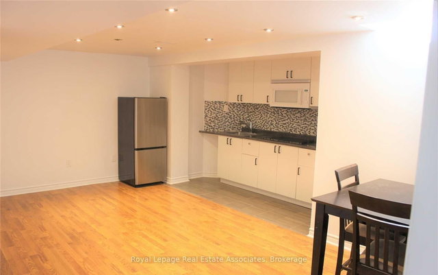 Bsmt - 155 Johnswood Crescent