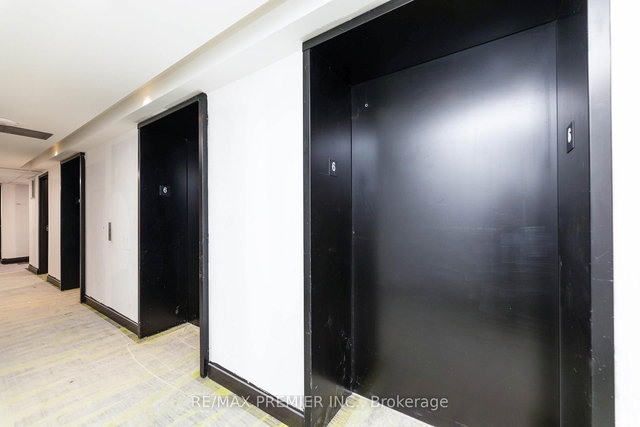 622A - 8119 Birchmount Road