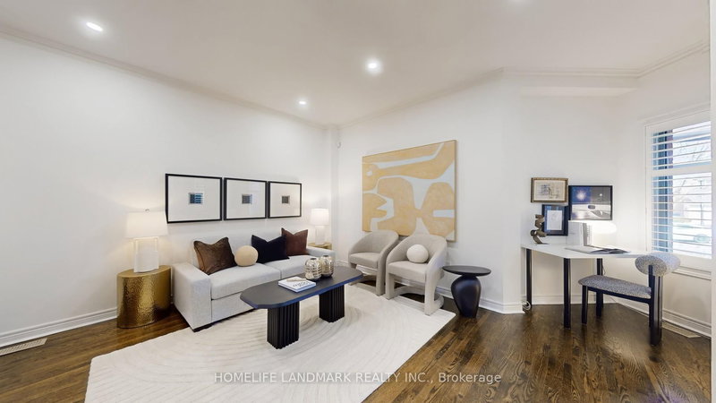 180 Rushbrook Dr, Newmarket, L3X 2E2 | Image 3