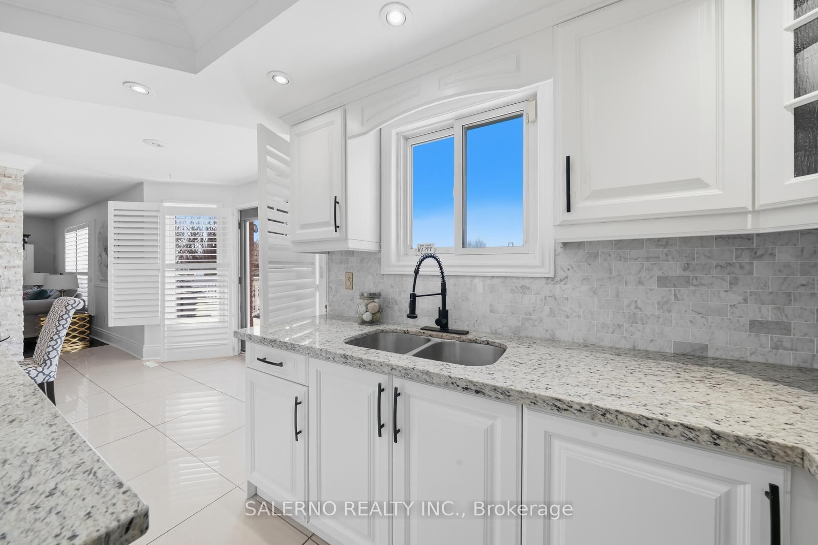 Detached House for sale at 115 Ayton Crescent, Vaughan, Ontario, L4L 7H5 - Islington Woods - MLS: N12989958