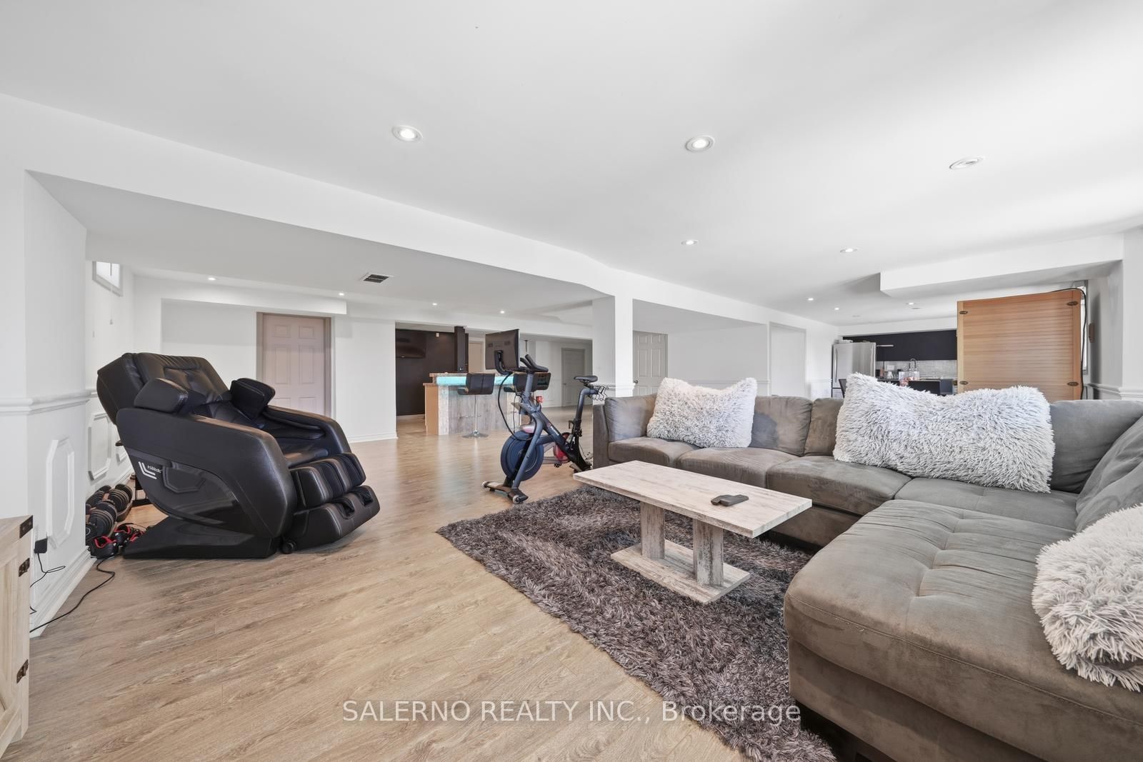 Detached House for sale at 115 Ayton Crescent, Vaughan, Ontario, L4L 7H5 - Islington Woods - MLS: N12989958