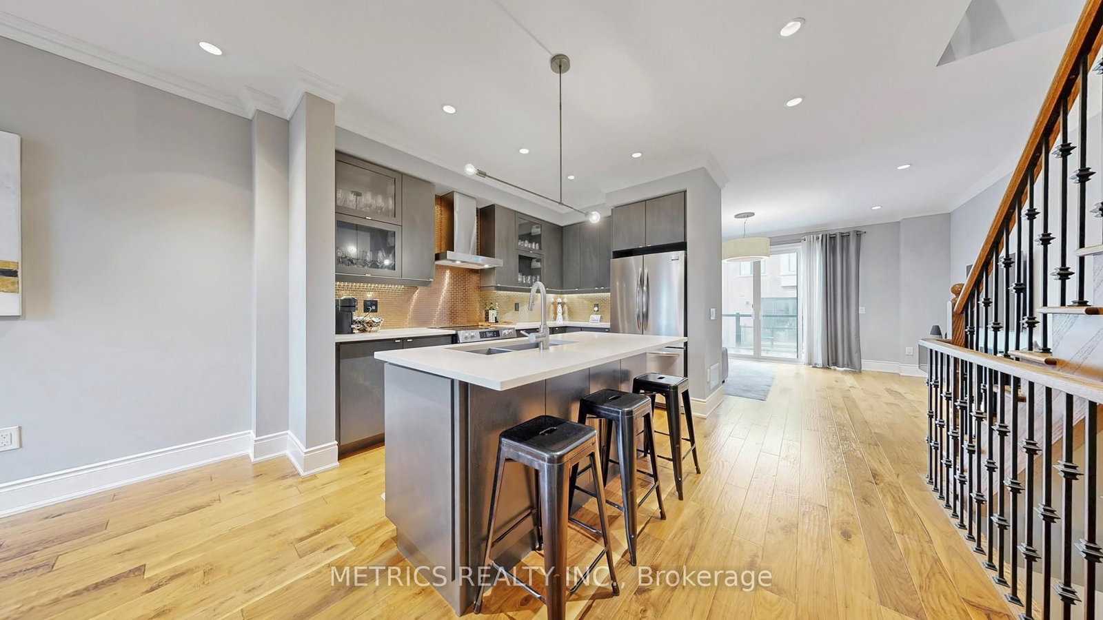 Townhouse for sale at 4 Glenngarry Crescent, Vaughan, Ontario, L6A 4Z4 - Maple - MLS: N12990082