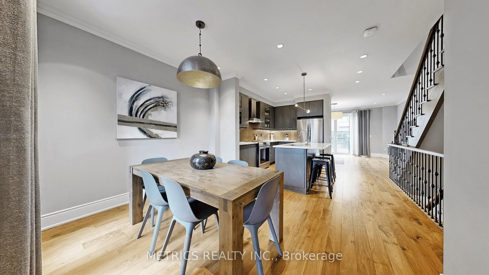 Townhouse for sale at 4 Glenngarry Crescent, Vaughan, Ontario, L6A 4Z4 - Maple - MLS: N12990082