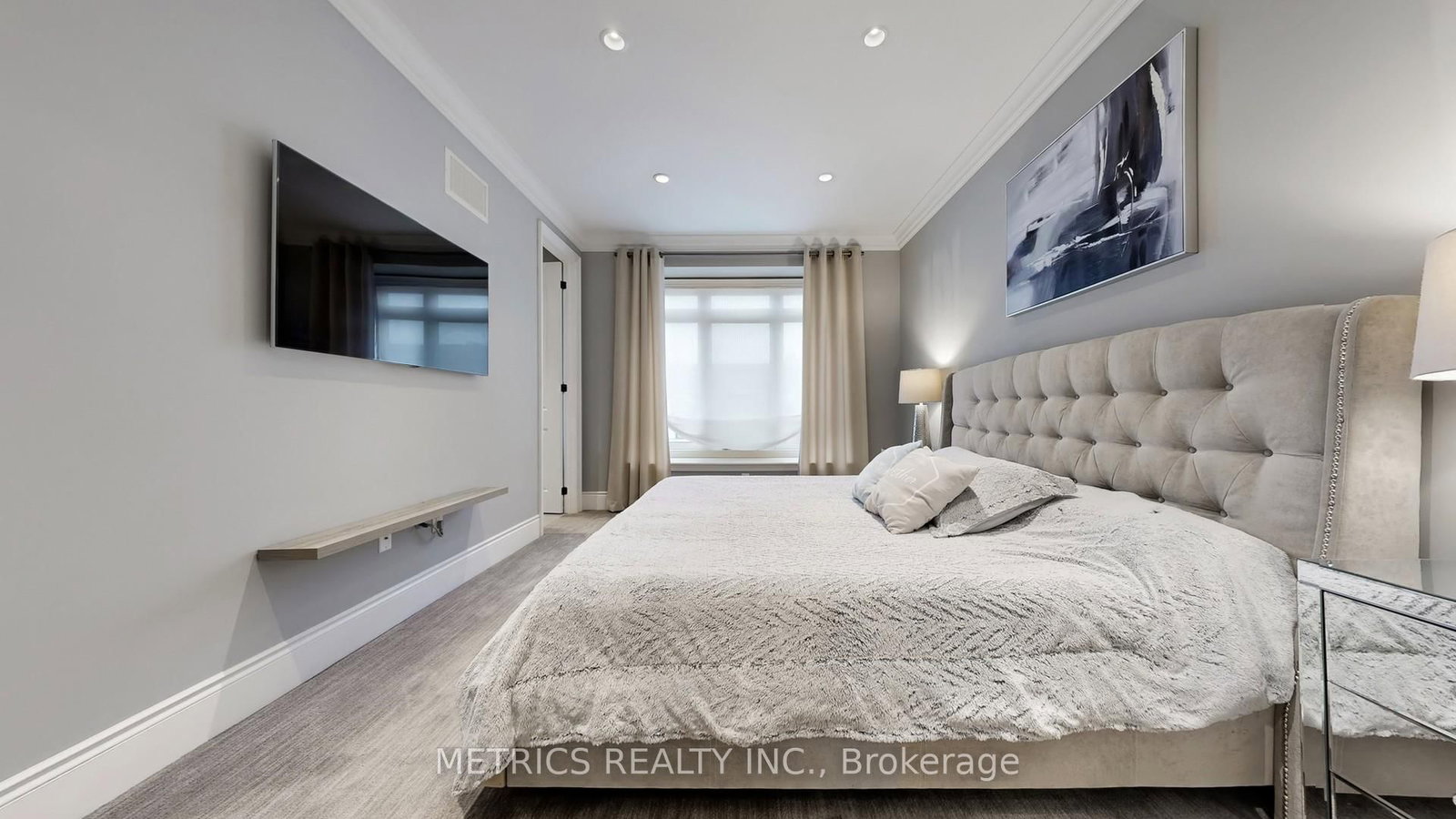 Townhouse for sale at 4 Glenngarry Crescent, Vaughan, Ontario, L6A 4Z4 - Maple - MLS: N12990082