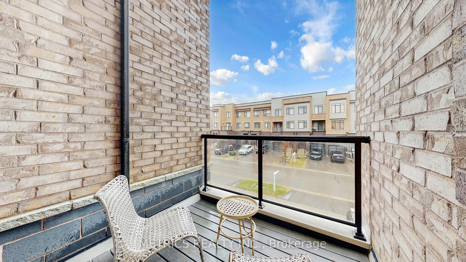 Townhouse for sale at 4 Glenngarry Crescent, Vaughan, Ontario, L6A 4Z4 - Maple - MLS: N12990082