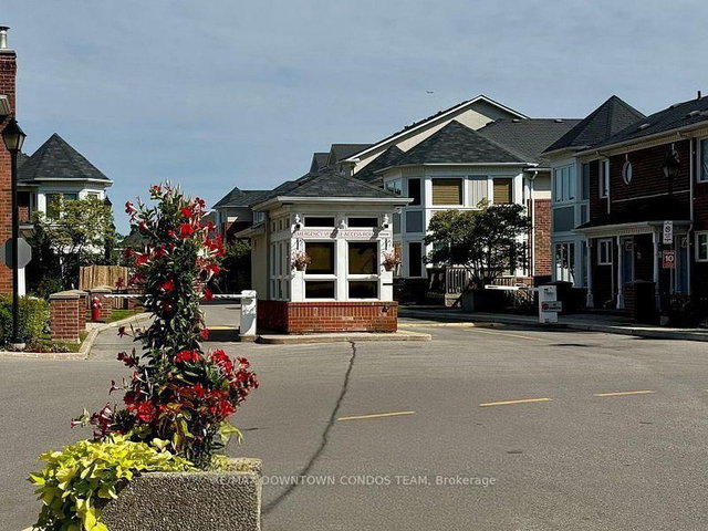 154 - 18 Clark Avenue W