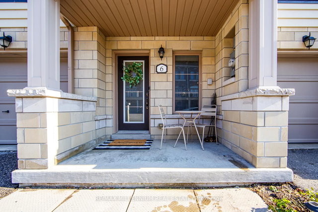 6 Cornerbank Crescent