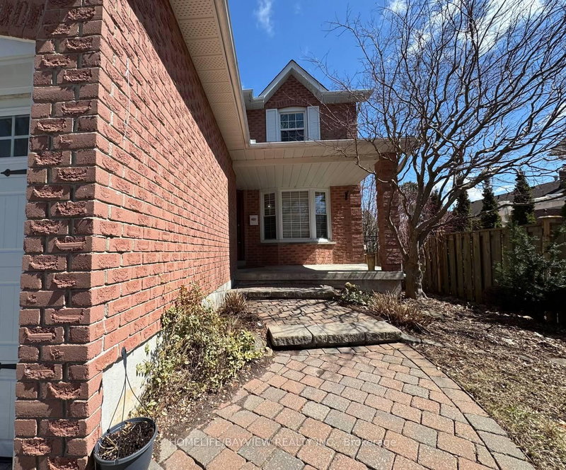 4 Mendys Forest(Main), Aurora, L4G 5A3 | Image 2