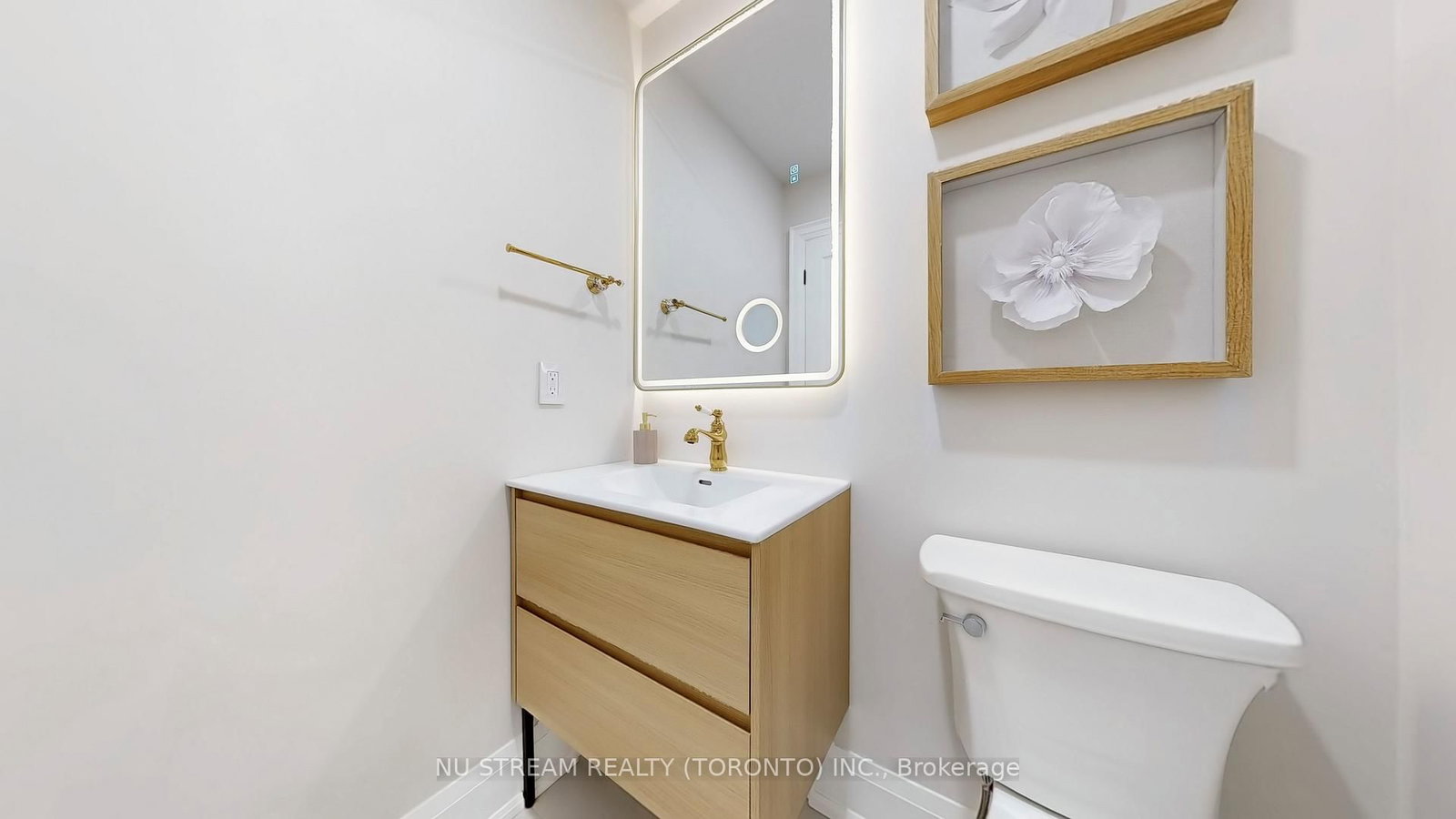 Detached House for sale at 7 Boake Trail, Richmond Hill, Ontario, L4B 2H2 - Bayview Hill - MLS: N12990638