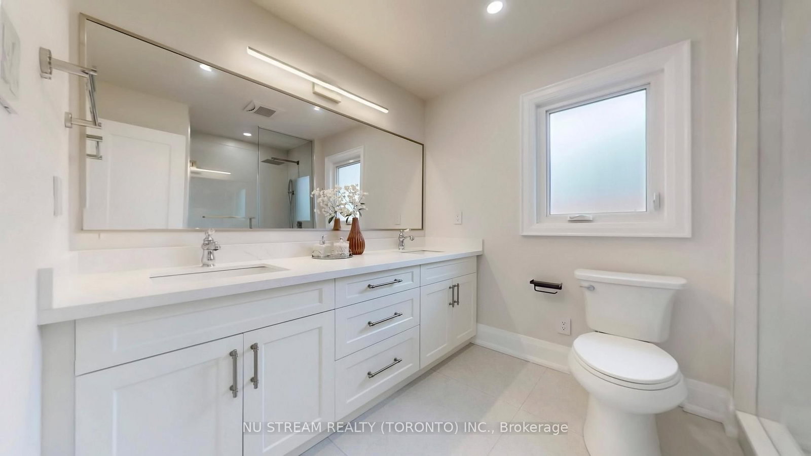 Detached House for sale at 7 Boake Trail, Richmond Hill, Ontario, L4B 2H2 - Bayview Hill - MLS: N12990638