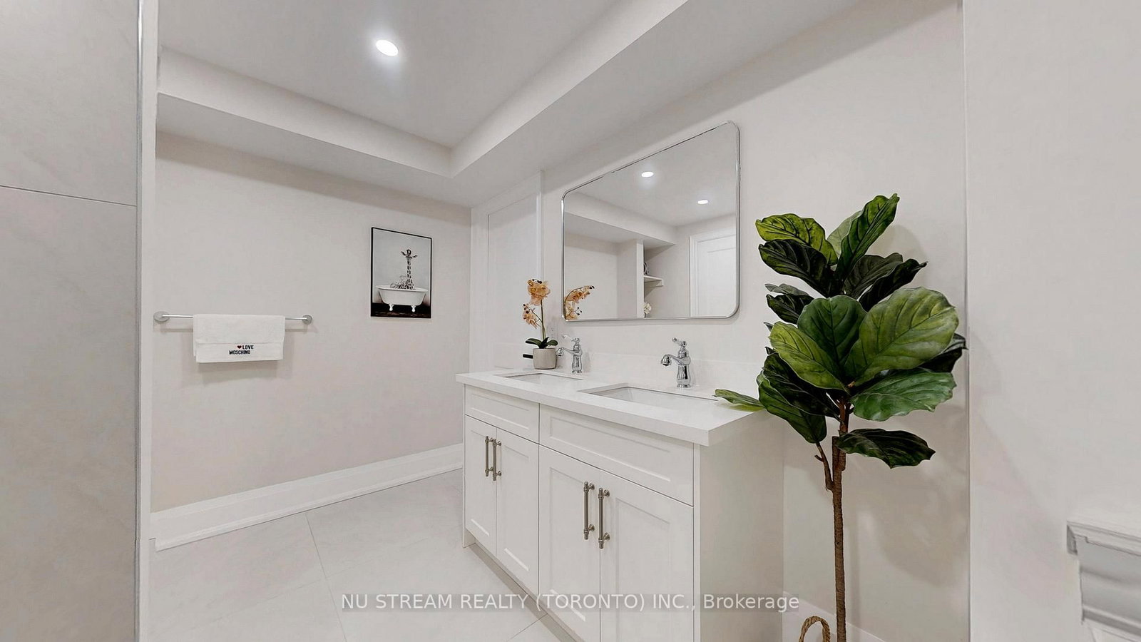 Detached House for sale at 7 Boake Trail, Richmond Hill, Ontario, L4B 2H2 - Bayview Hill - MLS: N12990638