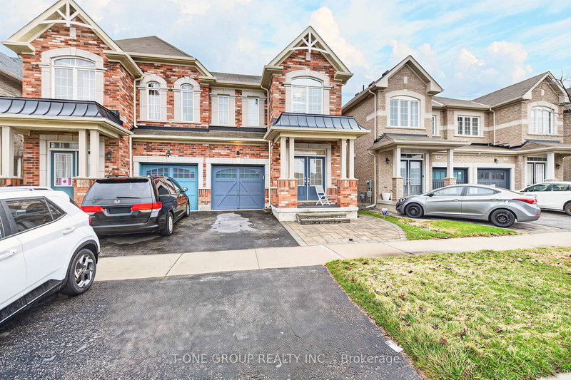 home for lease on 113 Fimco Crescent