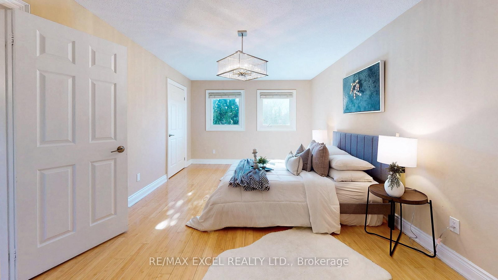 Detached House for sale at 43 Piccadilly Road, Richmond Hill, Ontario, L4B 1S9 - Doncrest - MLS: N12990726