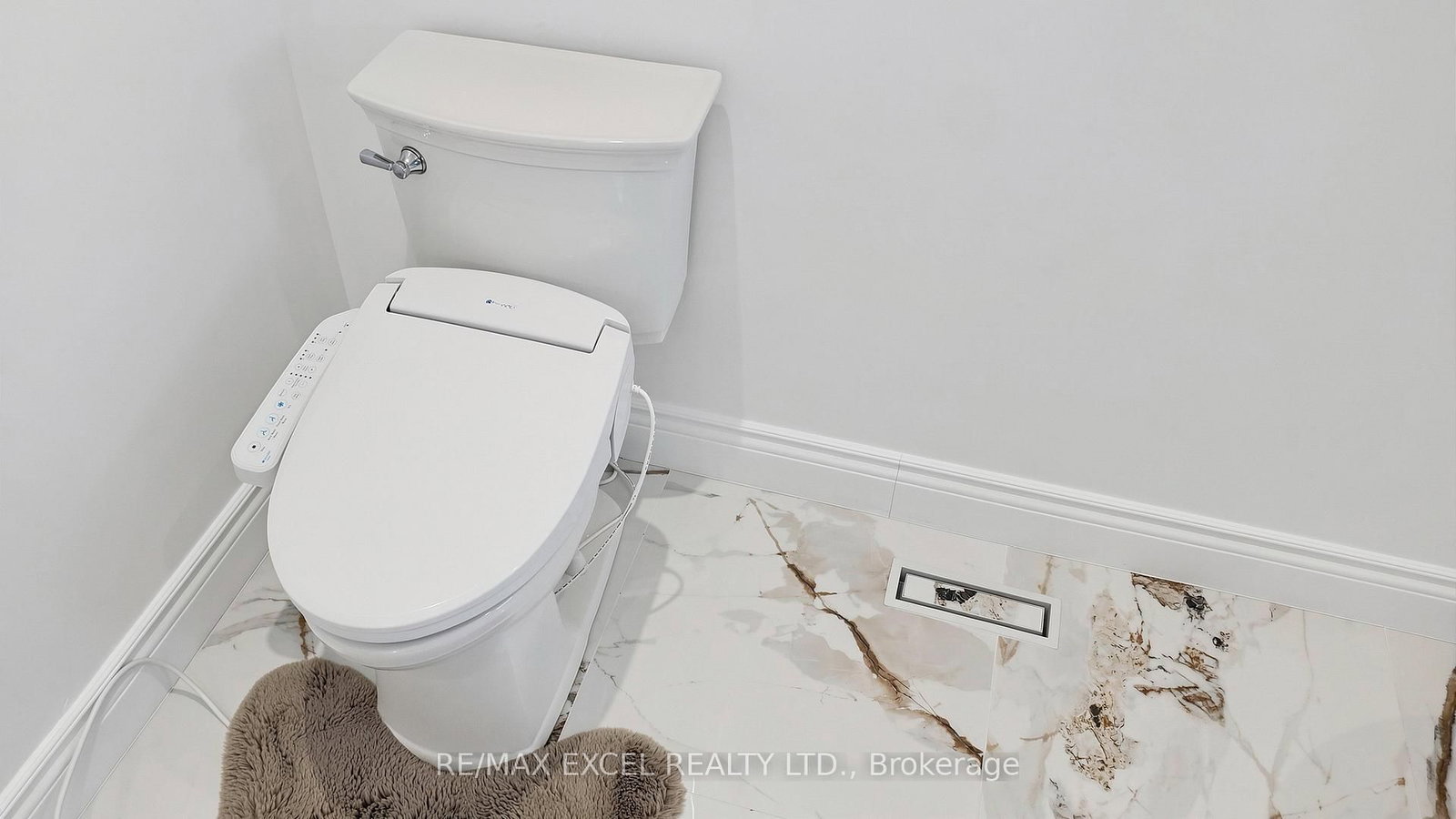 Detached House for sale at 43 Piccadilly Road, Richmond Hill, Ontario, L4B 1S9 - Doncrest - MLS: N12990726