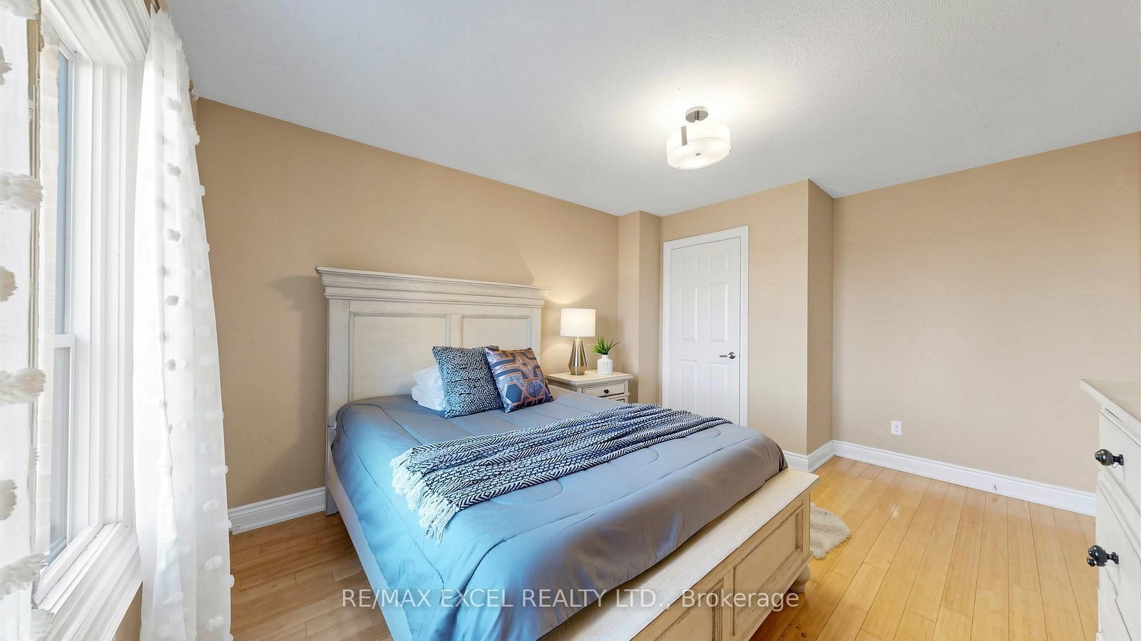 Detached House for sale at 43 Piccadilly Road, Richmond Hill, Ontario, L4B 1S9 - Doncrest - MLS: N12990726