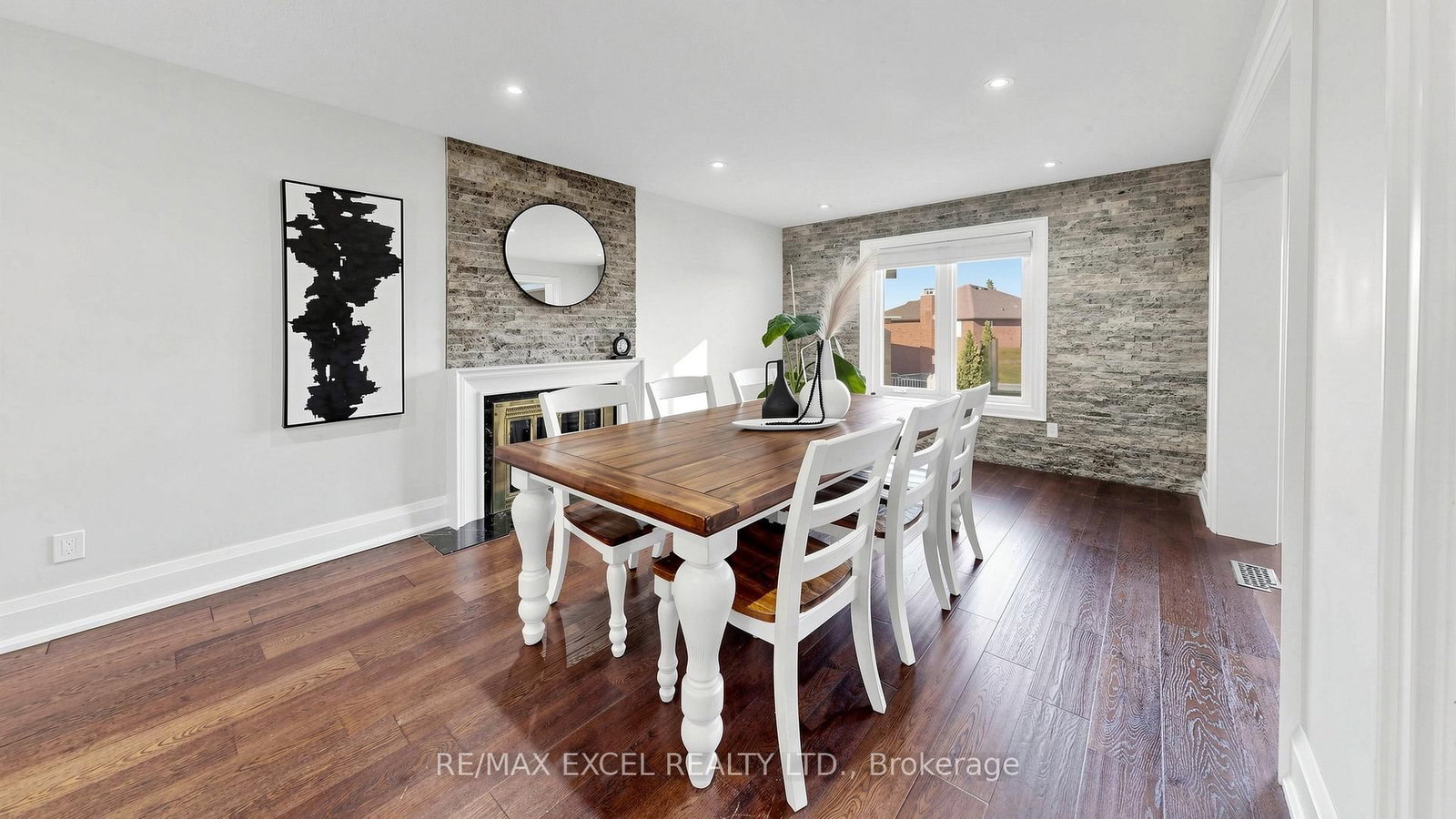 Detached House for sale at 43 Piccadilly Road, Richmond Hill, Ontario, L4B 1S9 - Doncrest - MLS: N12990726