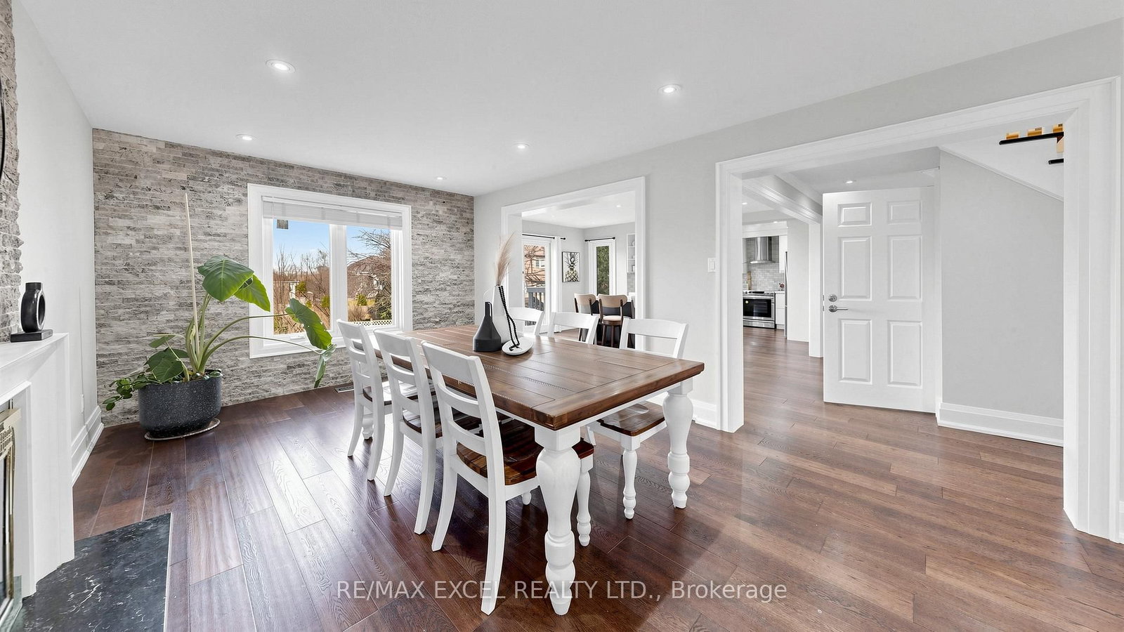 Detached House for sale at 43 Piccadilly Road, Richmond Hill, Ontario, L4B 1S9 - Doncrest - MLS: N12990726