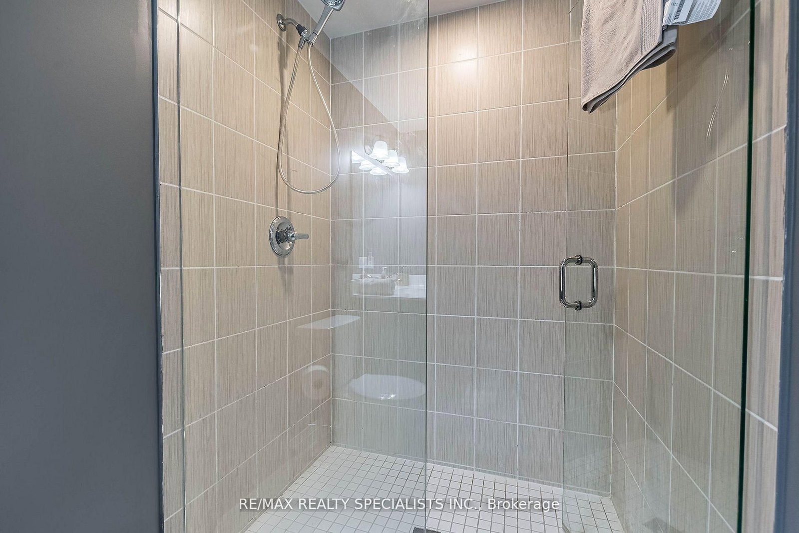5279 Highway 7, Unit 402 B - Photo 16