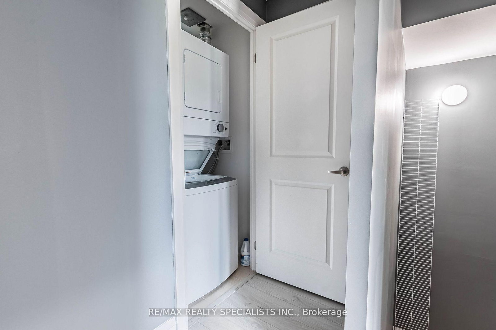 5279 Highway 7, Unit 402 B - Photo 19