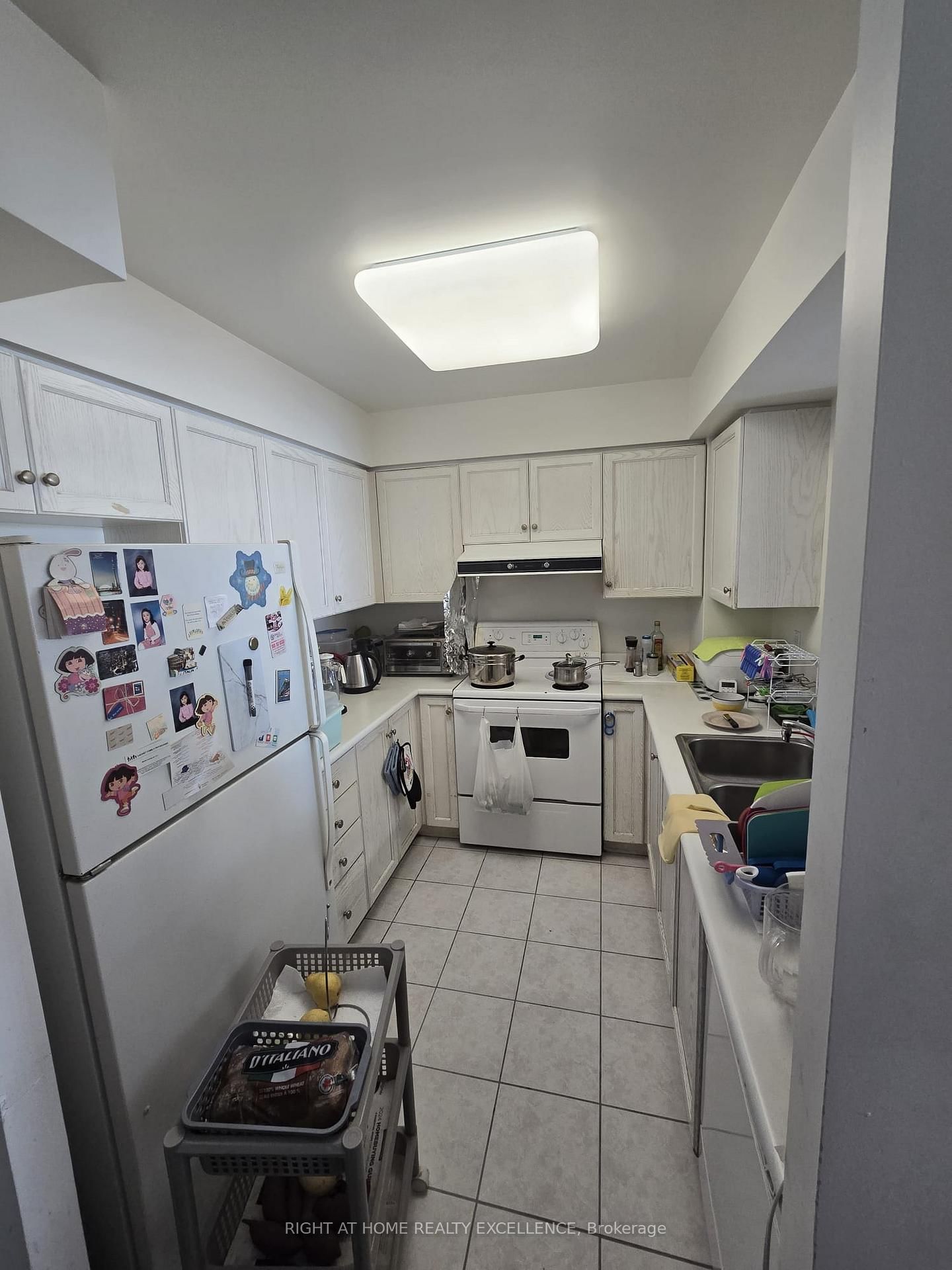 29 Northern Heights Drive, Unit 806 - Photo 16