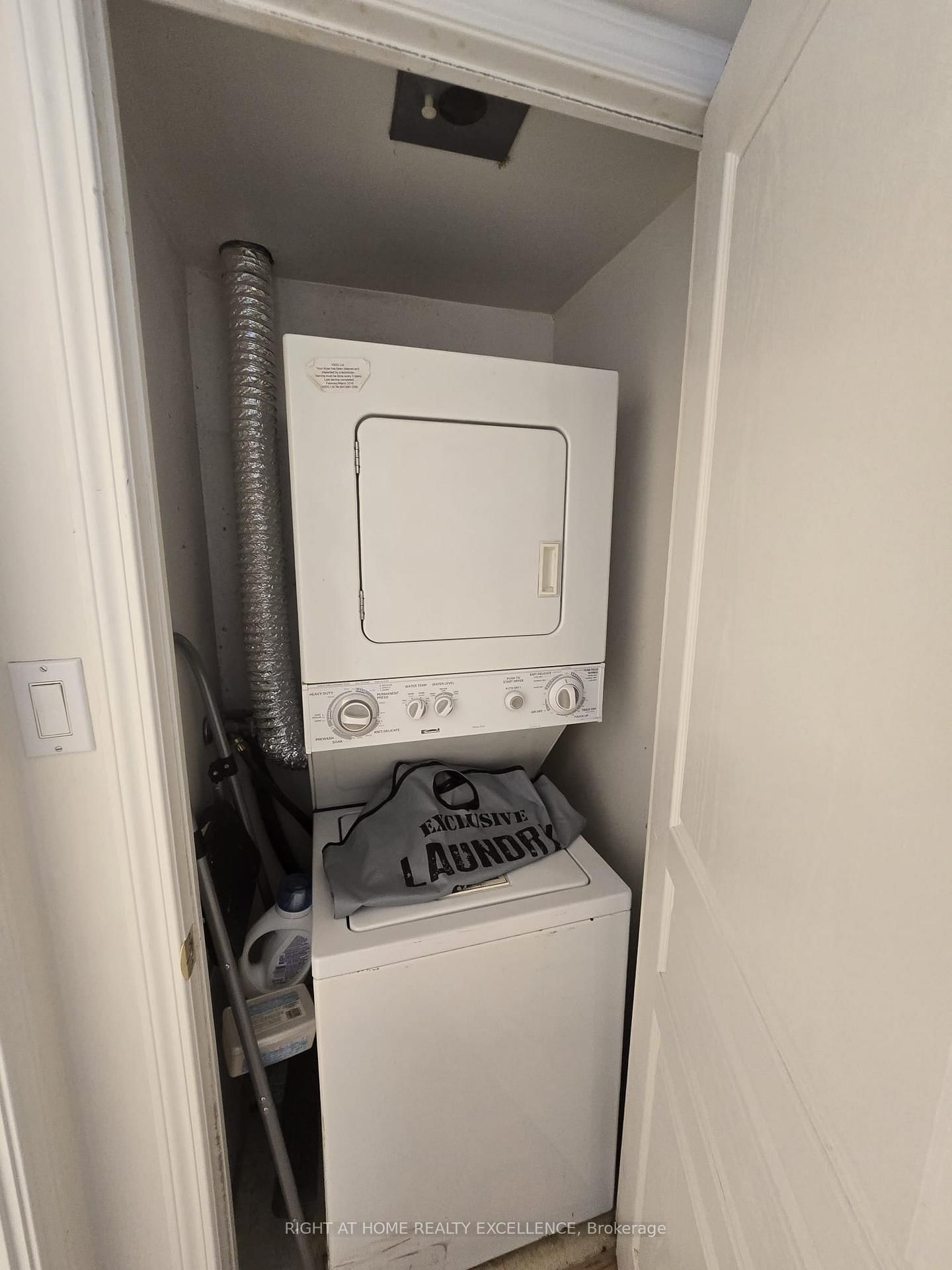 29 Northern Heights Drive, Unit 806 - Photo 19