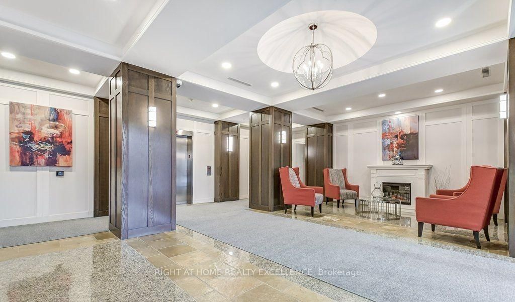 29 Northern Heights Drive, Unit 806 - Photo 2