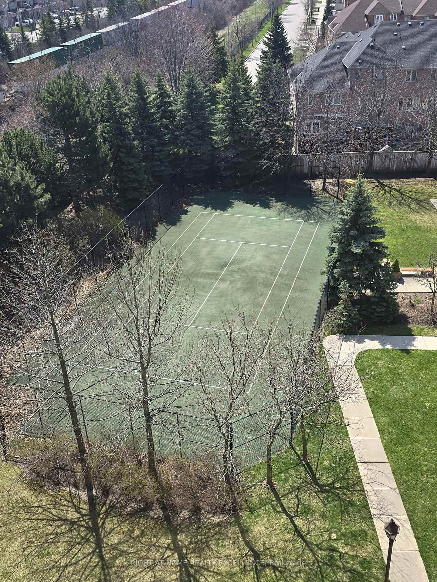 29 Northern Heights Drive, Unit 806 - Photo 8