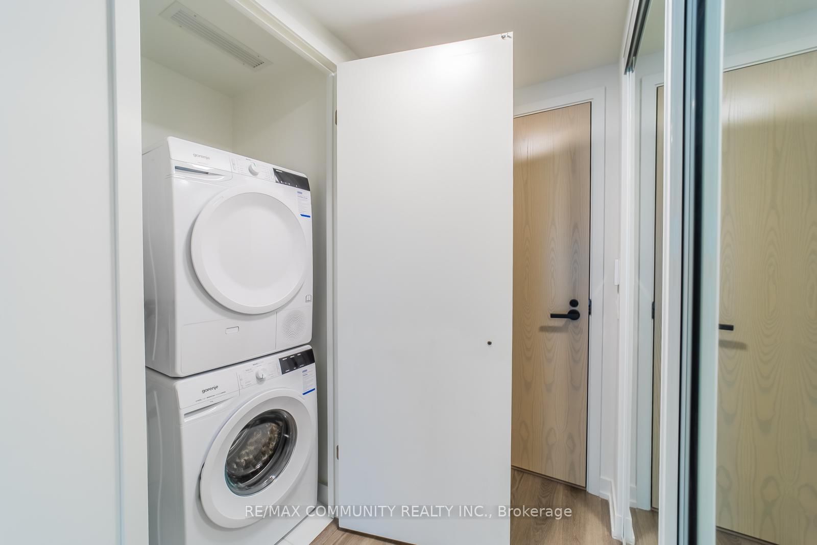 195 Commerce Street, Unit 716 - Photo 16