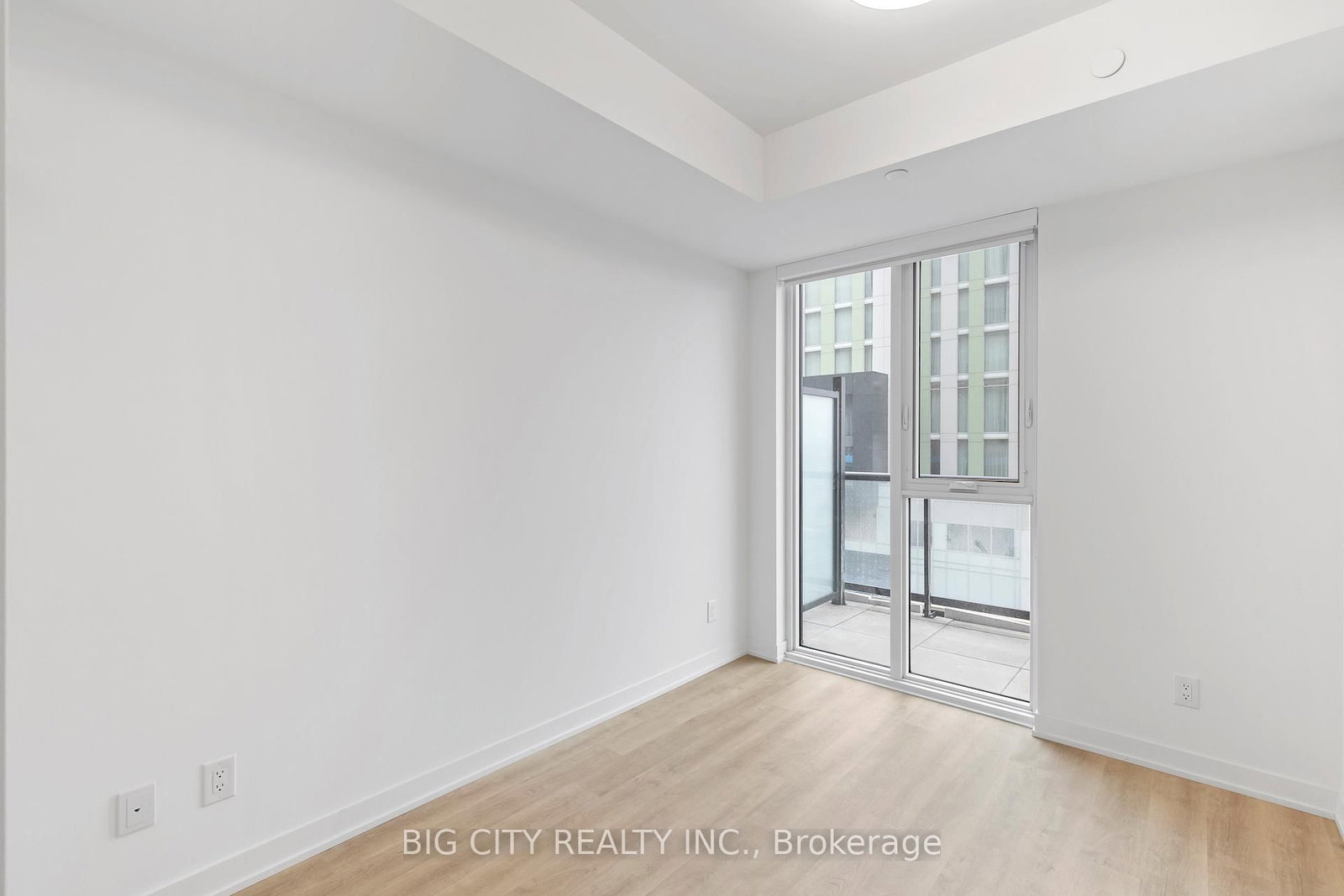 8119 Birchmount Road, Unit 517 - Photo 11