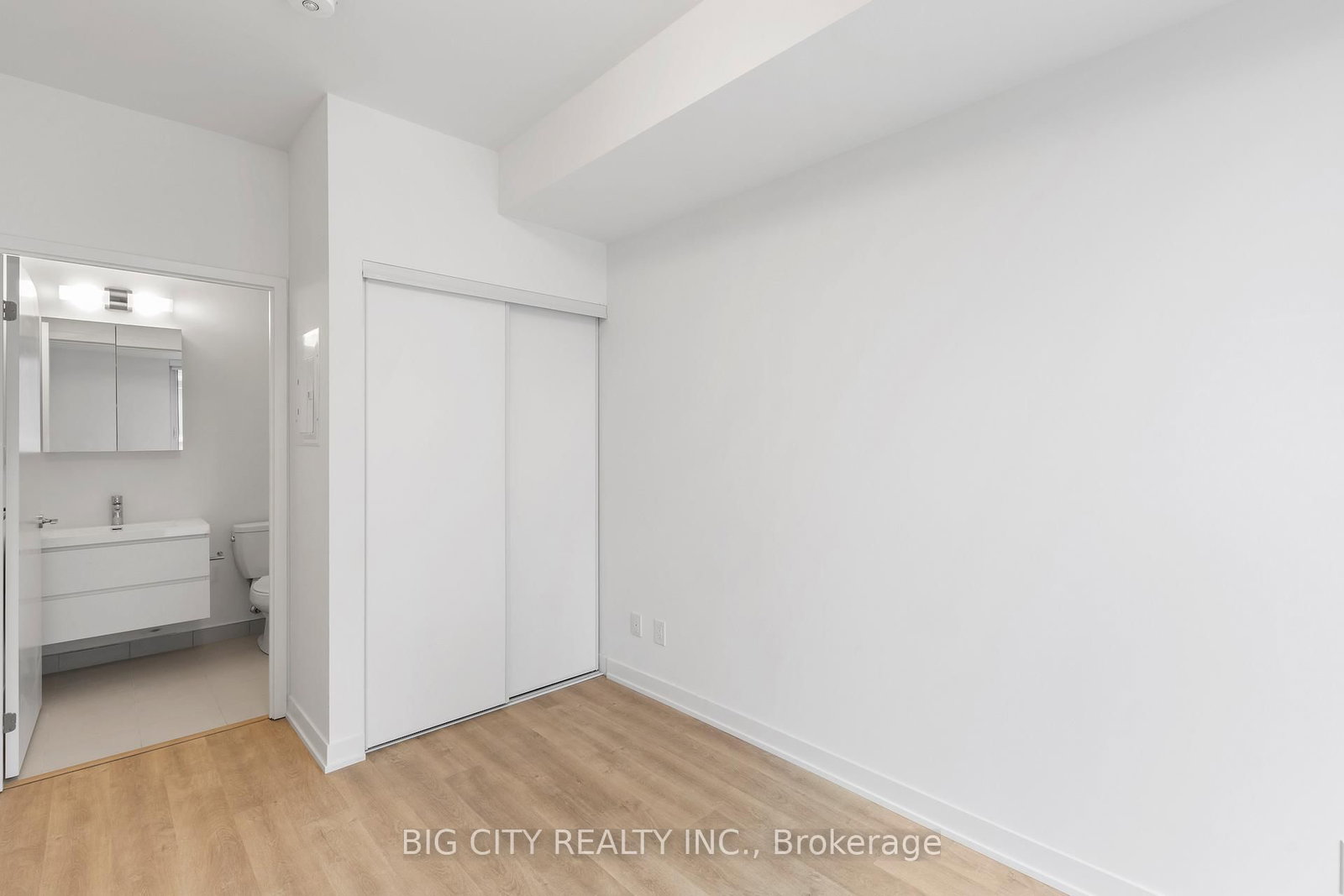 8119 Birchmount Road, Unit 517 - Photo 13