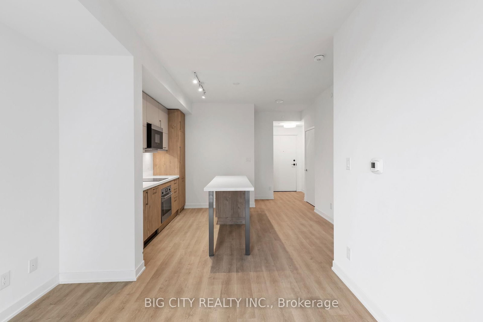 8119 Birchmount Road, Unit 517 - Photo 9