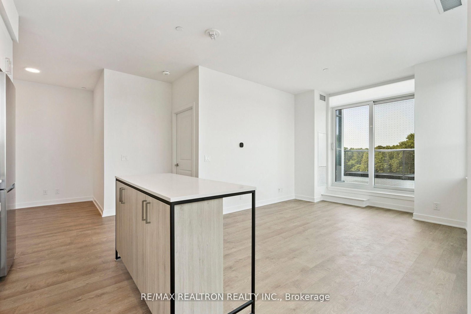 30 Upper Mall Way, Unit 211A - Photo 12