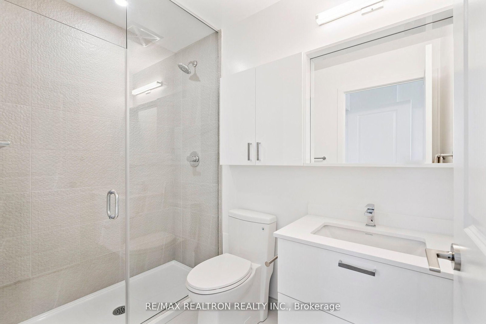 30 Upper Mall Way, Unit 211A - Photo 22