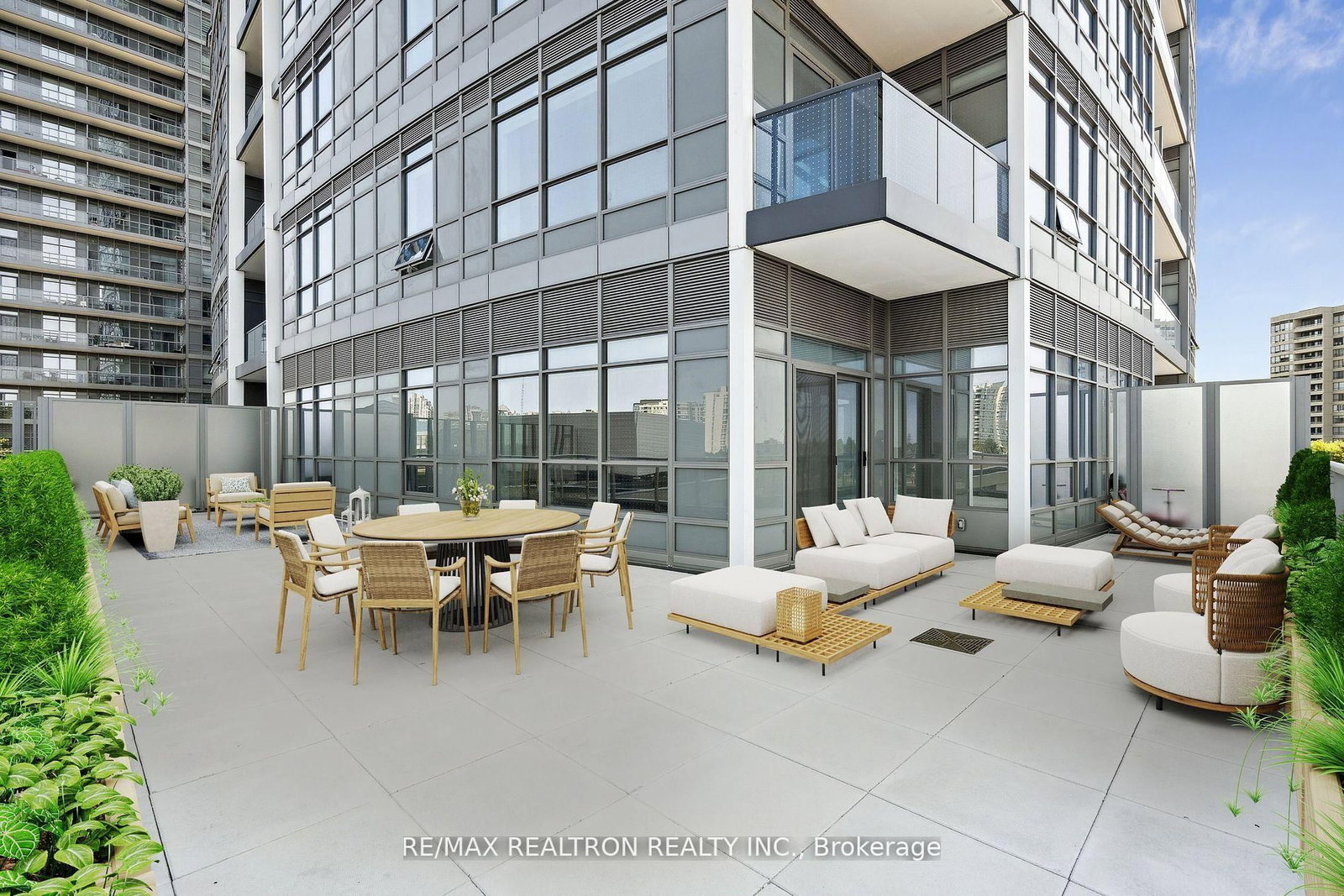 30 Upper Mall Way, Unit 211A - Photo 5