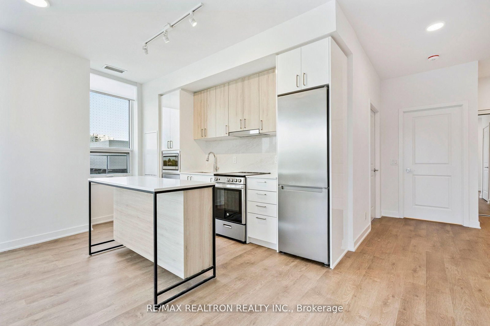 30 Upper Mall Way, Unit 211A - Photo 9