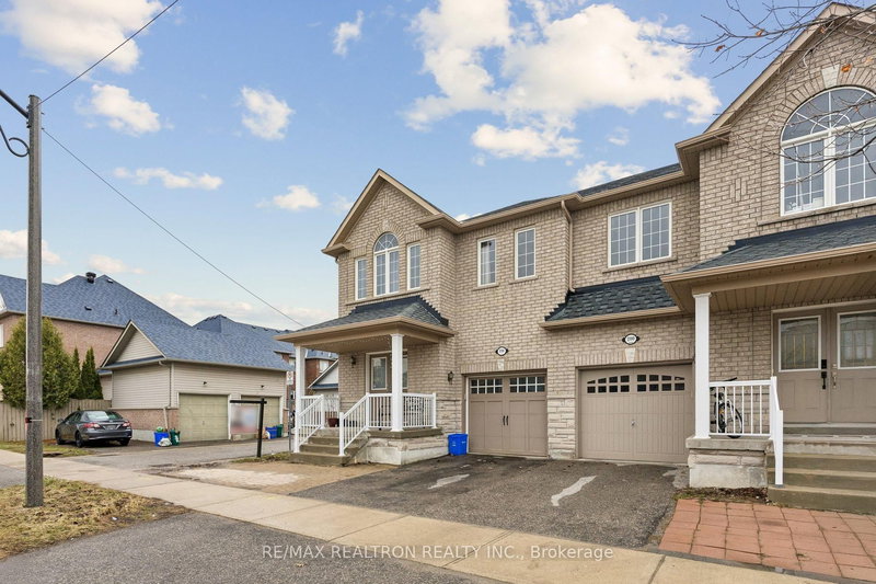 198 Swan Park Rd, Markham, L6E 1X5 | Image 3
