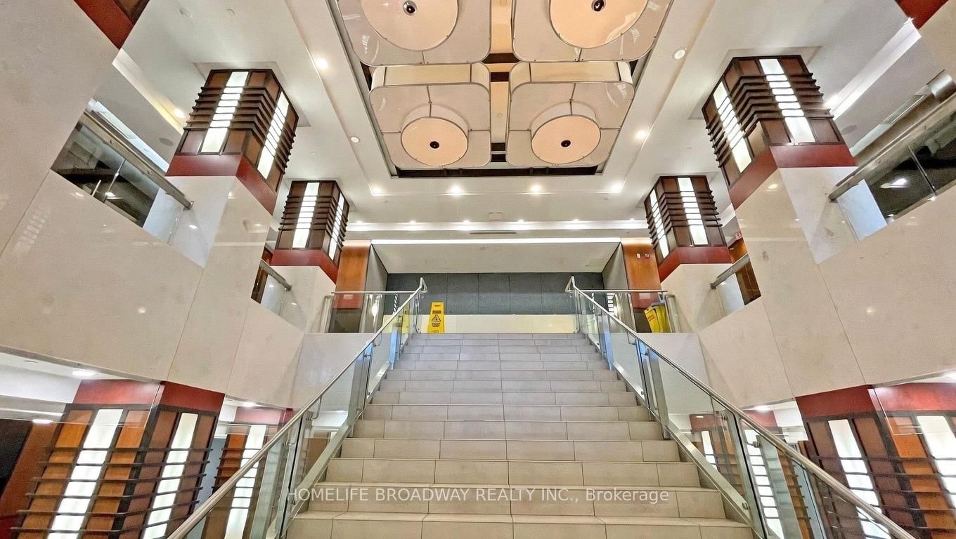 33 Cox Boulevard, Unit 713 - Photo 29