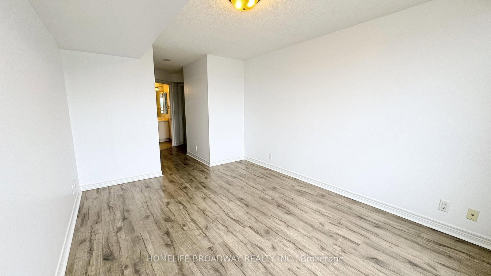 33 Cox Boulevard, Unit 713 - Photo 9
